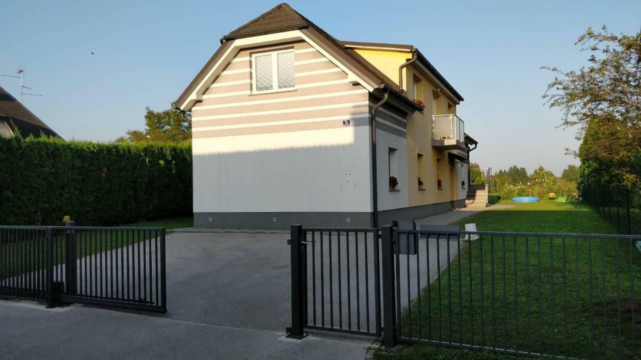 Ana'S Place Cilli Kültér fotó